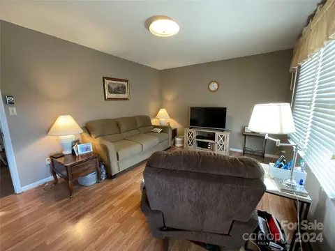 Living - 269 Panoramic Ln, Boone, NC 28607 photo 2 of 2