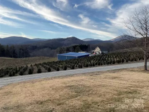 Exterior - 269 Panoramic Ln, Boone, NC 28607 photo 11 of 12