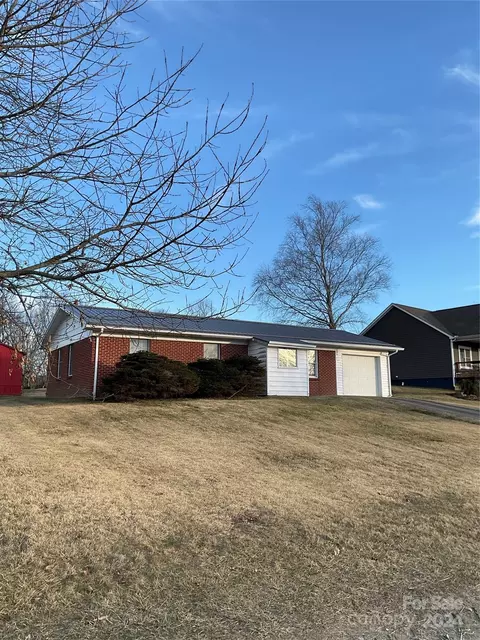 Exterior - 269 Panoramic Ln, Boone, NC 28607 photo 3 of 12
