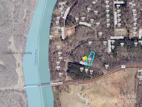 130 Pier Dr, Statesville, NC 28677