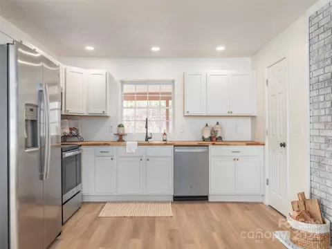 Kitchen - 170 Oak Park Dr, Clyde, NC 28721 photo 1 of 2