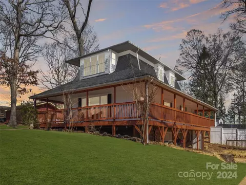 Exterior - 170 Oak Park Dr, Clyde, NC 28721 photo 12 of 12