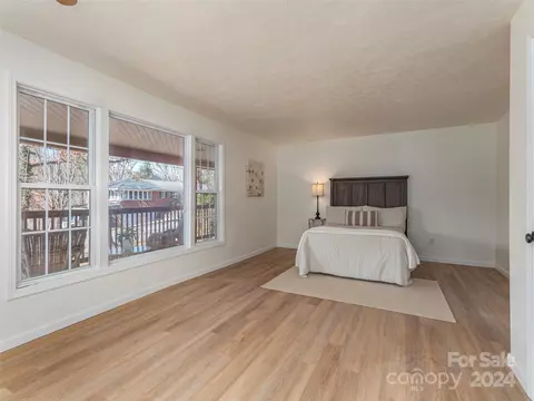 Bedroom - 170 Oak Park Dr, Clyde, NC 28721 photo 1 of 1