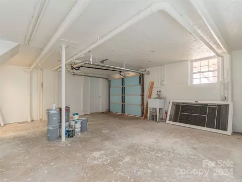 Exterior - 170 Oak Park Dr, Clyde, NC 28721 photo 3 of 12