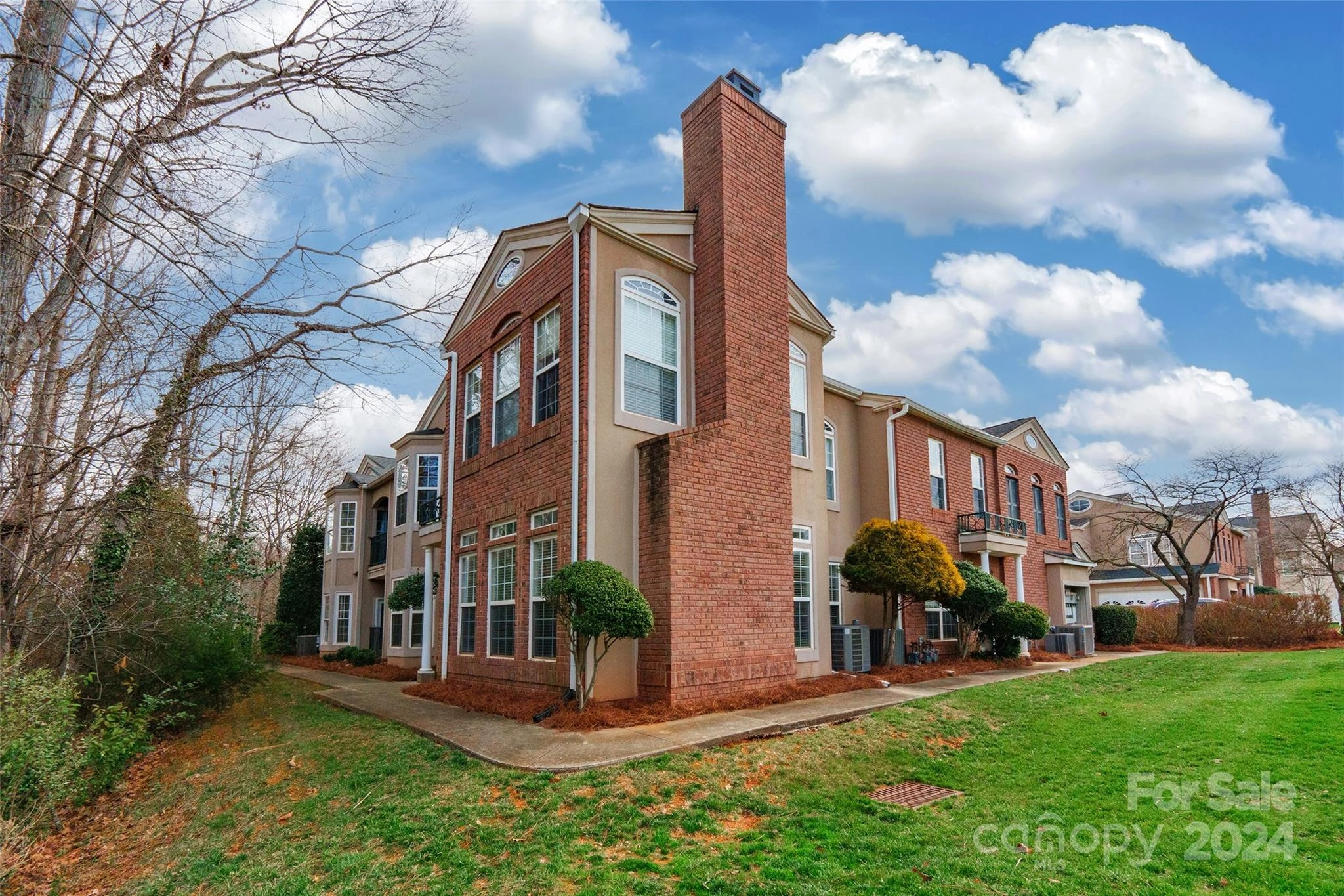 1749 Heatherhill 105 Rd Unit 105  