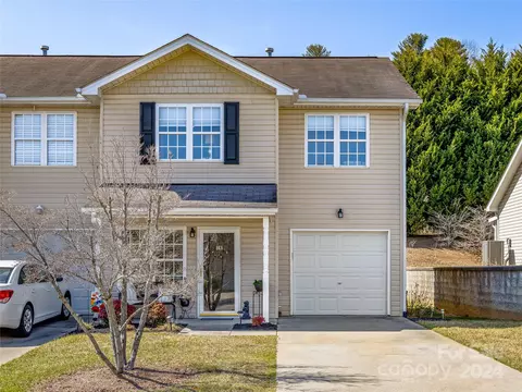 143 Chesire Way, Fletcher, NC 28732
