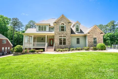 3563 Gordon St, Terrell, NC 28682