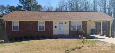839 Oak St, Troy, NC 27371