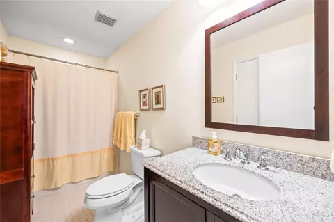Bath - 19 Commodore Point Rd, Lake Wylie, SC 29710 photo 6 of 6