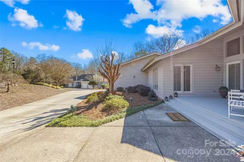 Exterior - 19 Commodore Point Rd, Lake Wylie, SC 29710 photo 12 of 14