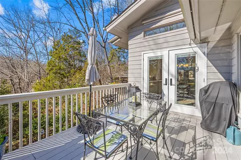 Exterior - 19 Commodore Point Rd, Lake Wylie, SC 29710 photo 8 of 14