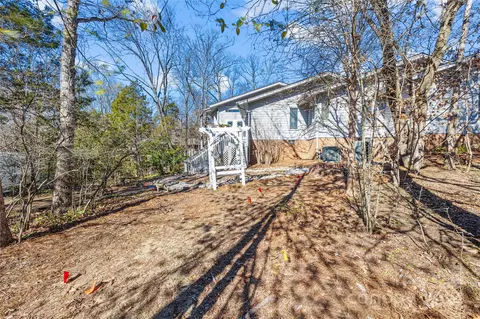 Exterior - 19 Commodore Point Rd, Lake Wylie, SC 29710 photo 10 of 14