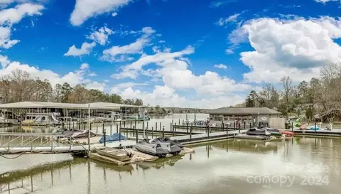 View/Area - 19 Commodore Point Rd, Lake Wylie, SC 29710 photo 2 of 3