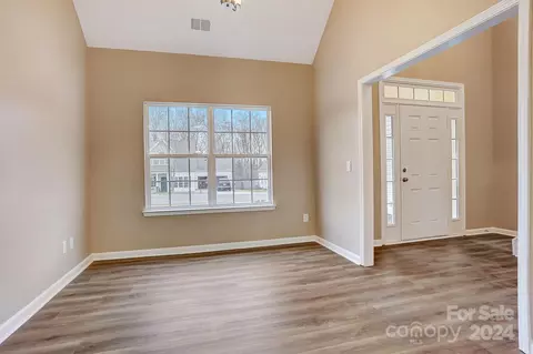 1002 Oakstone Dr, Monroe, NC 28110 photo 2