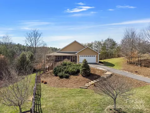 12 Reaston Rdg, Weaverville, NC 28787