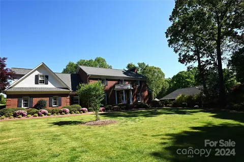 3440 Duck Pond Ne Dr NE, Conover, NC 28613