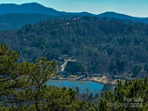 159 Senator Reynolds Rd, Asheville, NC 28804
