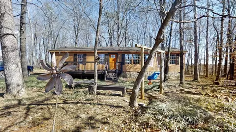 806 Owls Den Rd, Lincolnton, NC 28092