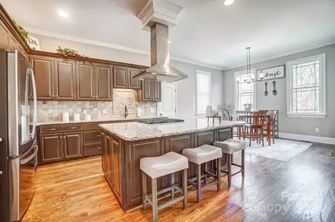Kitchen - 620 Arrow Point Ln, Davidson, NC 28036 photo 2 of 5