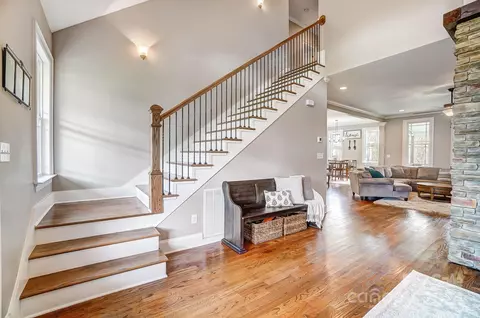 Living - 620 Arrow Point Ln, Davidson, NC 28036 photo 1 of 10