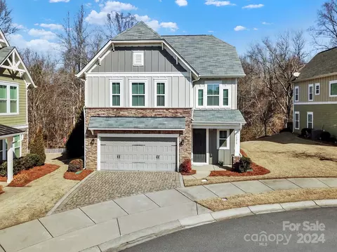 15218 Sapphire Hill Ln, Charlotte, NC 28277