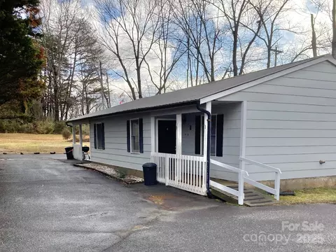 Exterior - 100 Normandy Dr, Morganton, NC 28655 photo 1 of 2