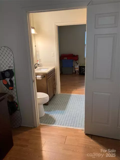 Bath - 100 Normandy Dr, Morganton, NC 28655 photo 1 of 4