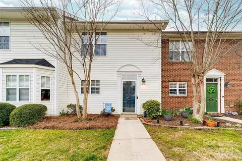 3704 Melrose Cottage Dr, Matthews, NC 28105