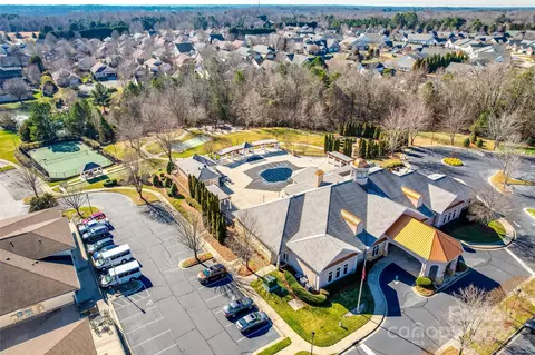 View/Area - 1658 Onyx Rdg, Fort Mill, SC 29708 photo 2 of 4