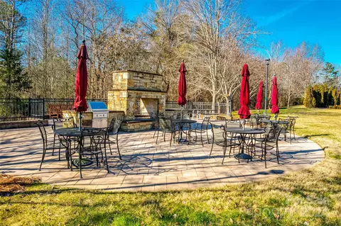 View/Area - 1658 Onyx Rdg, Fort Mill, SC 29708 photo 3 of 4