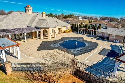 Exterior - 1658 Onyx Rdg, Fort Mill, SC 29708 photo 7 of 10