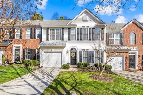 142 N Arcadian Way, Mooresville, NC 28117