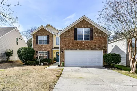 131 Amber Woods Dr, Tega Cay, SC 29708