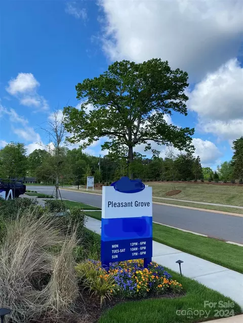 View/Area - 1238 Keydet Dr, Charlotte, NC 28216 photo 1 of 1