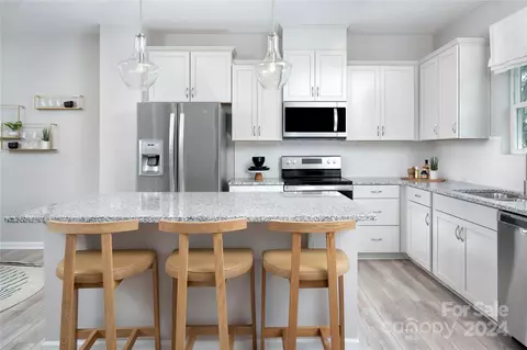 Kitchen - 1238 Keydet Dr, Charlotte, NC 28216 photo 2 of 2