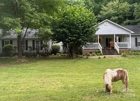 136 Garden Gate Dr, Rutherfordton, NC 28139