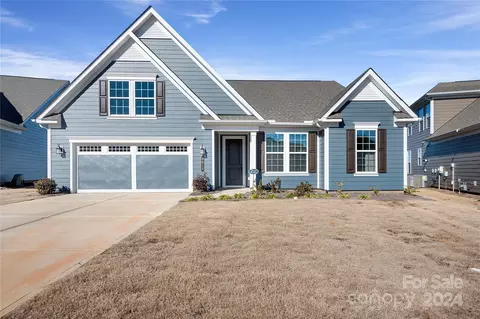8615 Profit Ln, Charlotte, NC 28215