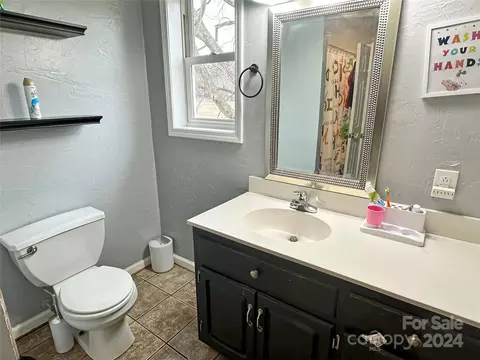 Bath - 37 E Pine St, Maiden, NC 28650 photo 4 of 4