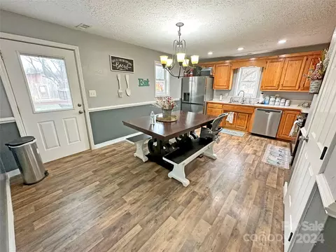 Dining - 37 E Pine St, Maiden, NC 28650 photo 2 of 4