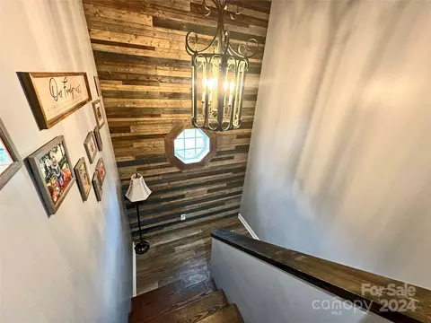 Entry Way - 37 E Pine St, Maiden, NC 28650 photo 2 of 2