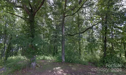 99999 Skyland Cir, Woodfin, NC 28804