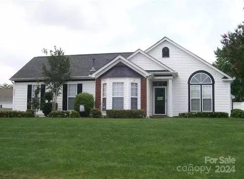 3701 Braefield Dr, Indian Trail, NC 28079
