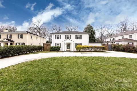 1214 Providence Rd, Charlotte, NC 28207