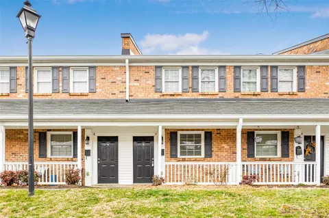 1310 Green Oaks F Ln #F, Charlotte, NC 28205