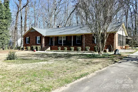3378 Linda Ct, Rock Hill, SC 29732