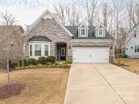 14815 Batteliere Dr, Charlotte, NC 28278