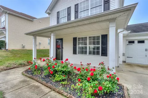 Exterior - 10779 Traders Ct, Davidson, NC 28036 photo 2 of 20