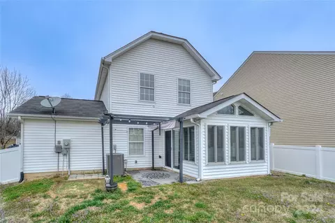 Exterior - 10779 Traders Ct, Davidson, NC 28036 photo 8 of 20