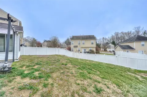 Exterior - 10779 Traders Ct, Davidson, NC 28036 photo 10 of 20