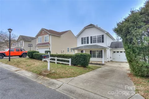 Exterior - 10779 Traders Ct, Davidson, NC 28036 photo 6 of 20
